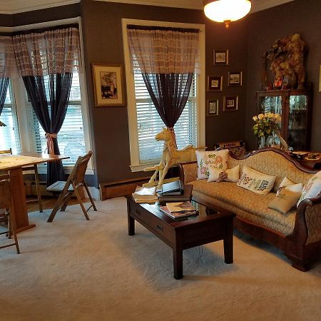 The Perkins House Bed and Breakfast Cornish Εξωτερικό φωτογραφία
