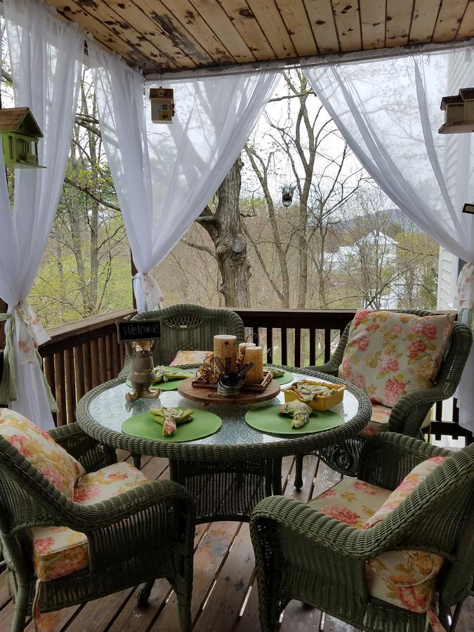 The Perkins House Bed and Breakfast Cornish Εξωτερικό φωτογραφία